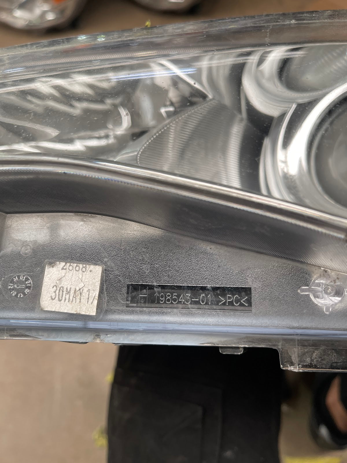 TOYOTA CAMRY ASV50R 2015 - 2017 LH HEADLIGHT ASSEMBLY