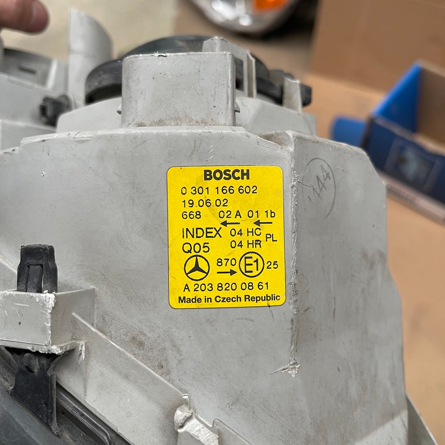 Mercedes C200 2000 - 2004 RH head light Assembly Genuine (Used)