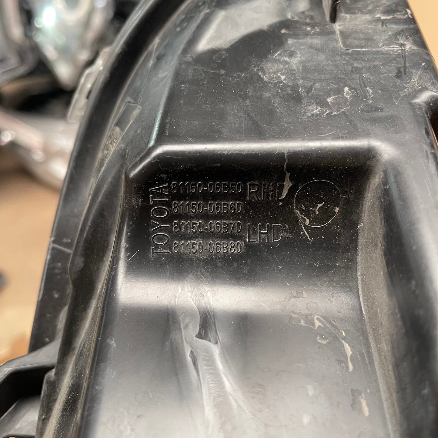 TOYOTA CAMRY ASV50R 2015 - 2017 LH HEADLIGHT ASSEMBLY