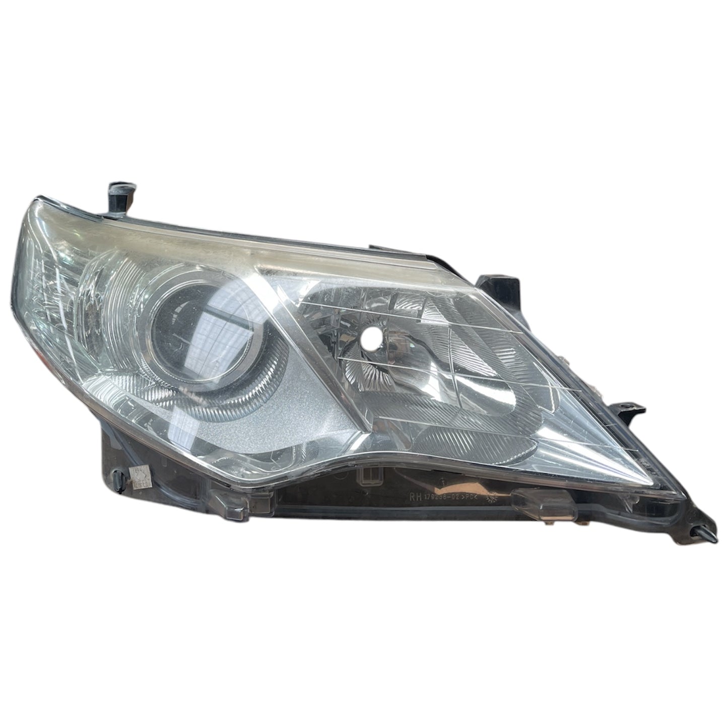 Toyota Camry 2012 RH headlight Genuine (Used)