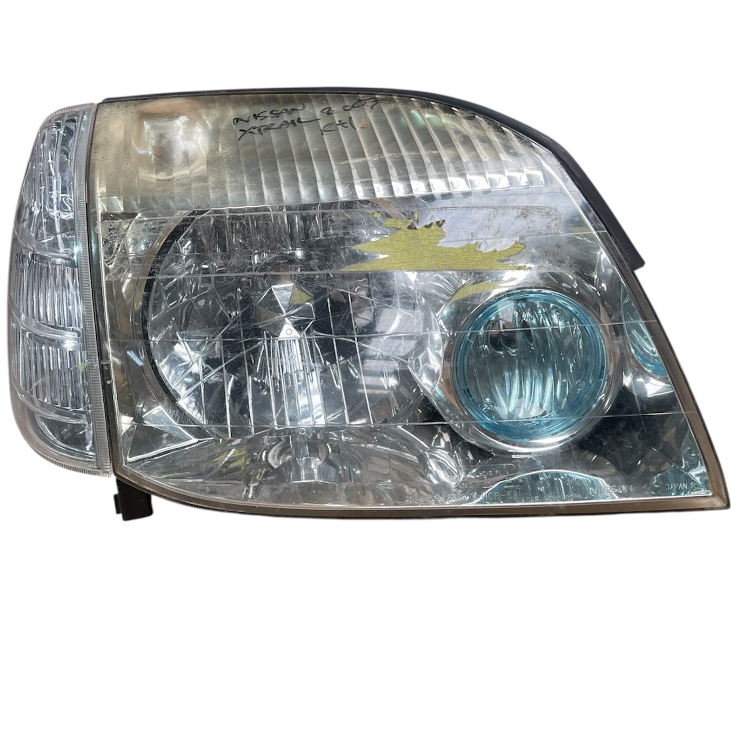 RH headlight Nissan Xtrail 2007 USED
